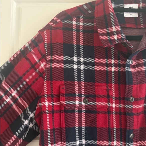 Men’s Size XL 7 Diamonds Button Down Flannel Shirt - Picture 3 of 6